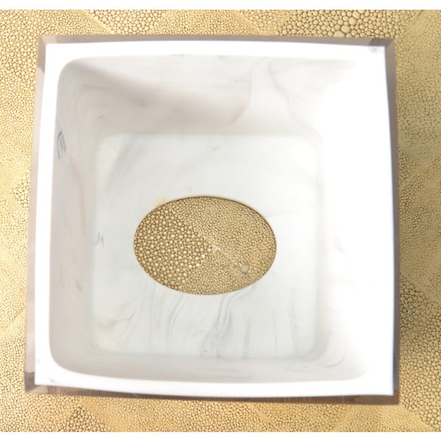 Vintage White Faux Marble Lucite Encased Tissue Box Cover Boutique Box For Sale - Image 12 of 13
