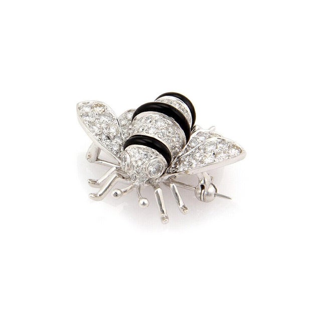 Contemporary Diamond Onyx Bumble Bee 18k White Gold Pin Brooch For Sale - Image 3 of 6