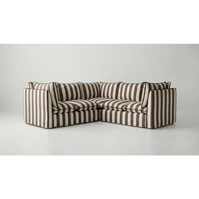 A joyous beautiful sofa made by hand in the USA using natural materials with a large dollop of comfort. Available here in...