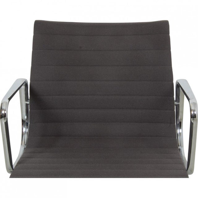 EA-117 Office Chair in Grey Hopsack Fabric by Charles Eames For Sale - Image 9 of 16