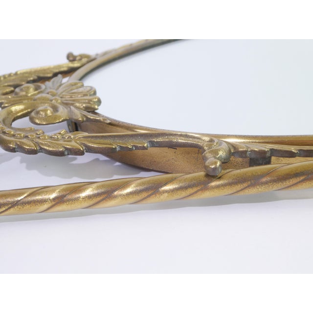 Large Hollywood Regency Italian Oval Brass Wall Mirror with Ornament and Bow Tie, 1960s For Sale - Image 9 of 11