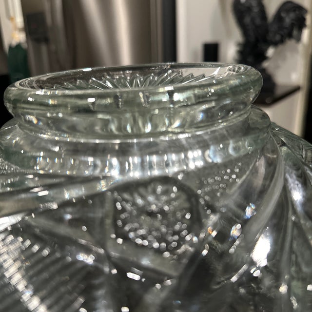 Glass Vintage L.E.Smith Pinwheel and Stars Glass Punch Bowl. For Sale - Image 7 of 9