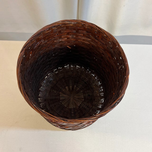 English Vintage BoHo Chic Split Reed Wicker Waste Basket For Sale - Image 3 of 6