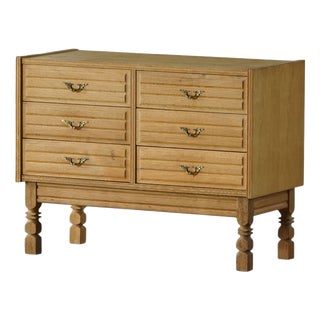 Mid-Century Modern Danish Chest of Drawers in Oak, 1950s For Sale