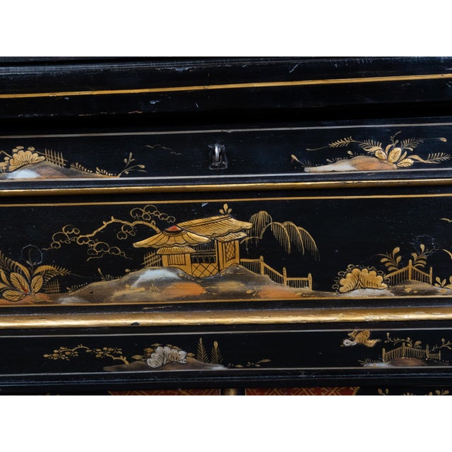 English 19th Century Black and Gold Secretary Bookcase with Chinoiserie Décor For Sale In Atlanta - Image 6 of 12