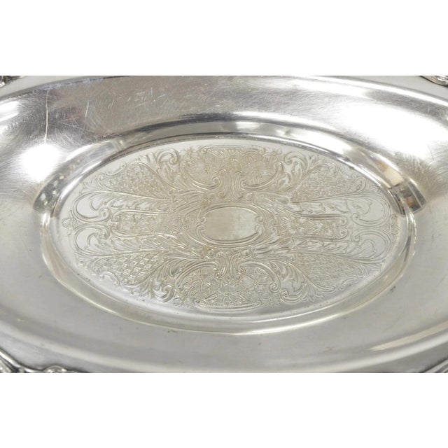 Mid 20th Century Vintage Victorian Style Silver Plated Oval 13.5" Trinket Serving Dish (B) For Sale - Image 5 of 16