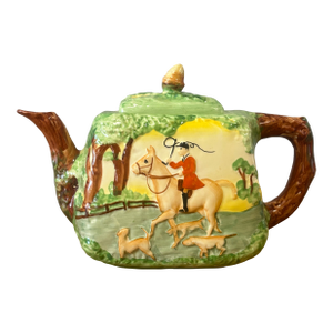 Vintage English Hunt Themed Tea Pot