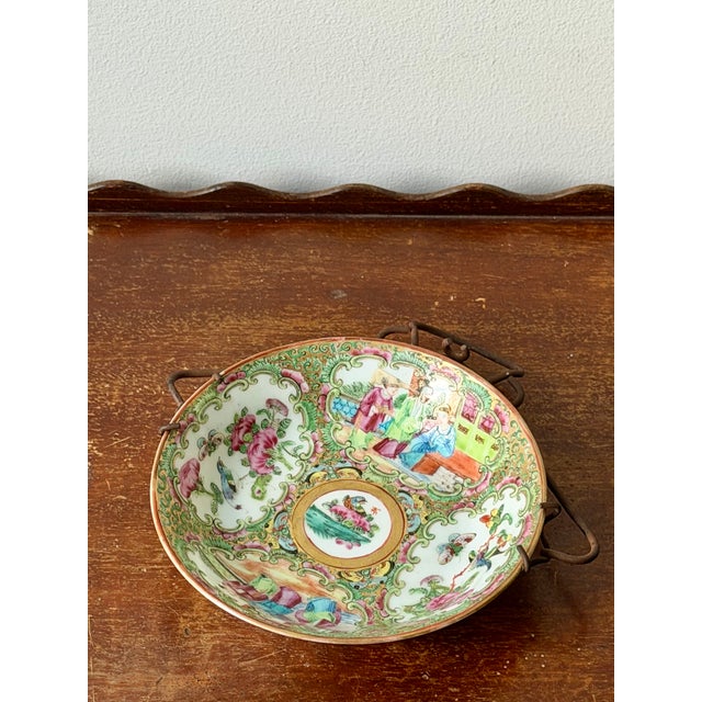 Chinese Antique Chinese Famille Rose Porcelain Bowl in Wrought Iron Wall Mount For Sale - Image 3 of 9