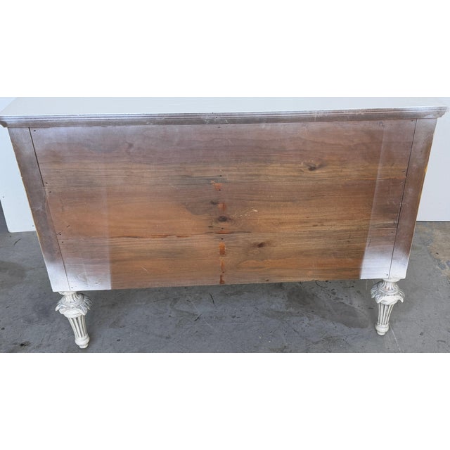 Italian Hand-Carved Tuscan Chest with Laurel Garlands in Antiqued Silver Leaf For Sale - Image 10 of 18