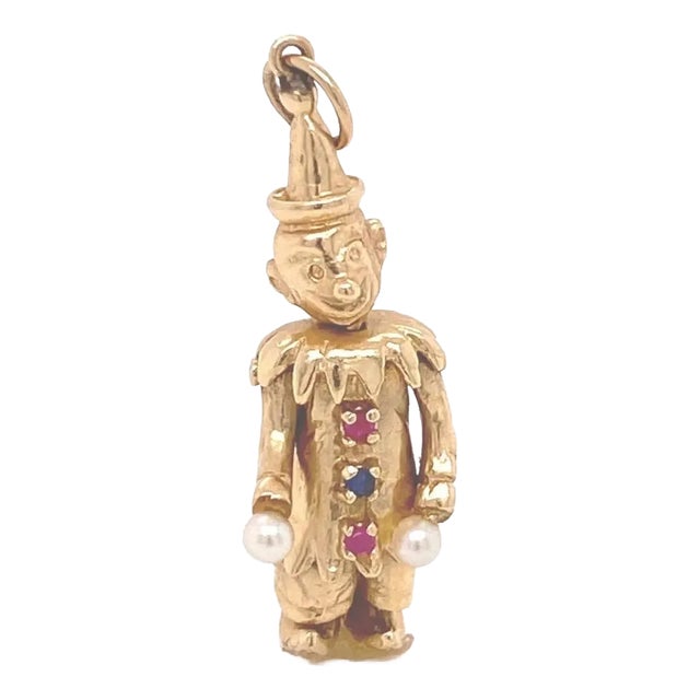 Late 20th Century 20392 - Pearl Sapphire & Ruby 14k Yellow Gold Movable Clown Charm For Sale