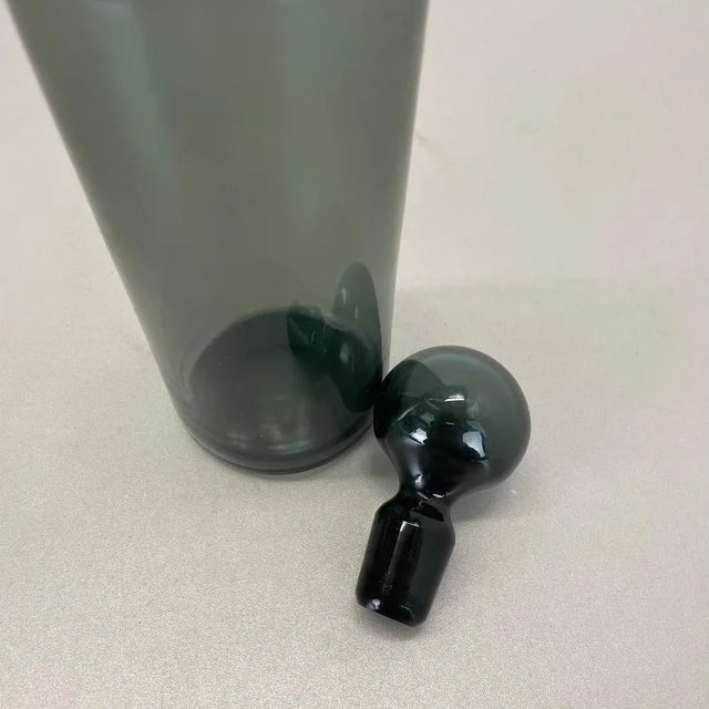 Green Glass Decanter by Saara Hopea for Nuutajärvi Notsjö, Finland, 1970s For Sale - Image 12 of 18