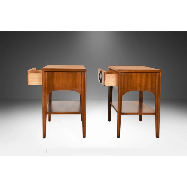 Kent Coffey Pair Kent Coffey Perspecta Rosewood Pecan Nightstands Tables For Sale - Image 4 of 13
