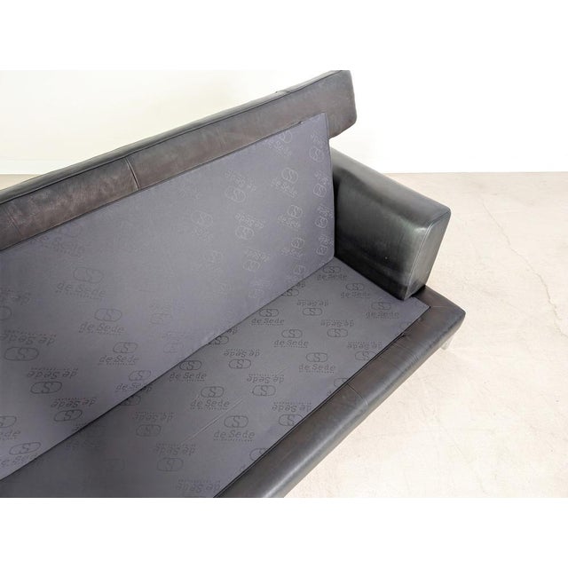 DS-0040 2-Seater Sofa in Black Leather from de Sede For Sale - Image 13 of 15