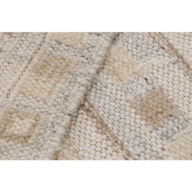 White Rug & Kilim’s Scandinavian Rug With White and Beige-Brown Geometric Patterns For Sale - Image 8 of 8