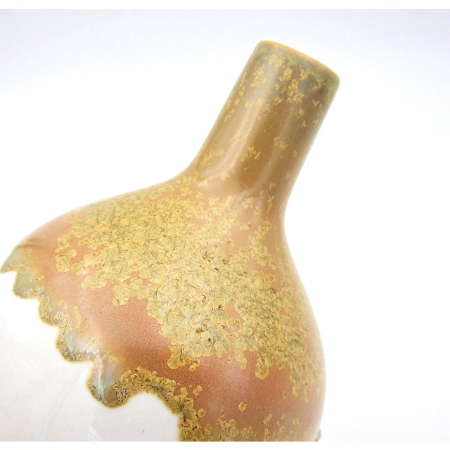 Sgrafo Modern 1970s Peter Muller Sgrafo Modern White Porcelain Vase With Golden Crystalline Glaze For Sale - Image 4 of 8