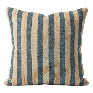 Earthy Wool Rug Pillow Cover 20'' X 20'' For Sale