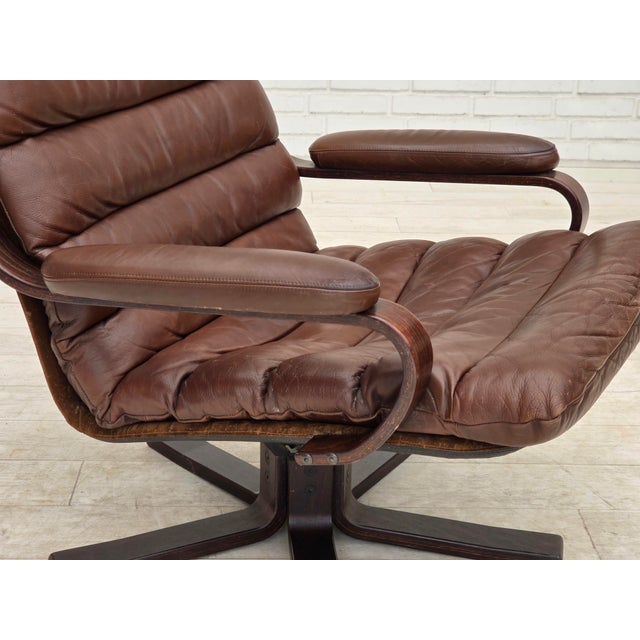 Danish Swivel Armchair in Brown Furniture Leather from Georg Thams, 1970s For Sale - Image 4 of 18