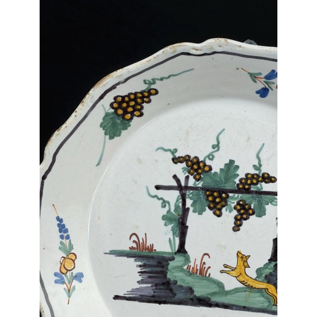 French Faience Plate with Hand-Painted Grape and Fox Motif from Nevers For Sale - Image 4 of 9