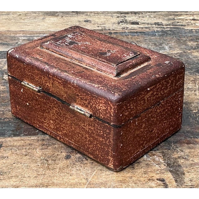 Vintage Distressed Lidded Box For Sale - Image 9 of 12