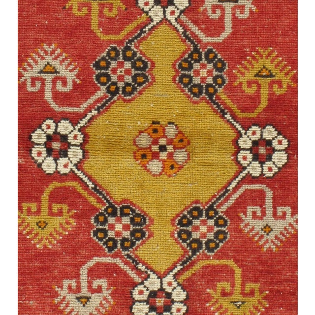 This exquisite hand-knotted vintage Turkish Oushak rug beautifully melds character, tradition, pattern, and palette,...