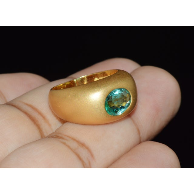 Certified natural 1.62CTS 18K solid gold emerald dome ring. This finely crafted solid 18K yellow gold ring features a...