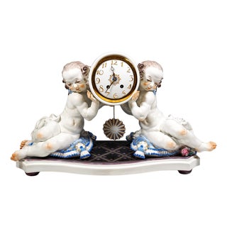 Vintage Art Deco Mantle Clock with Two Putti by Paul Scheurich for Meissen, 1920s For Sale