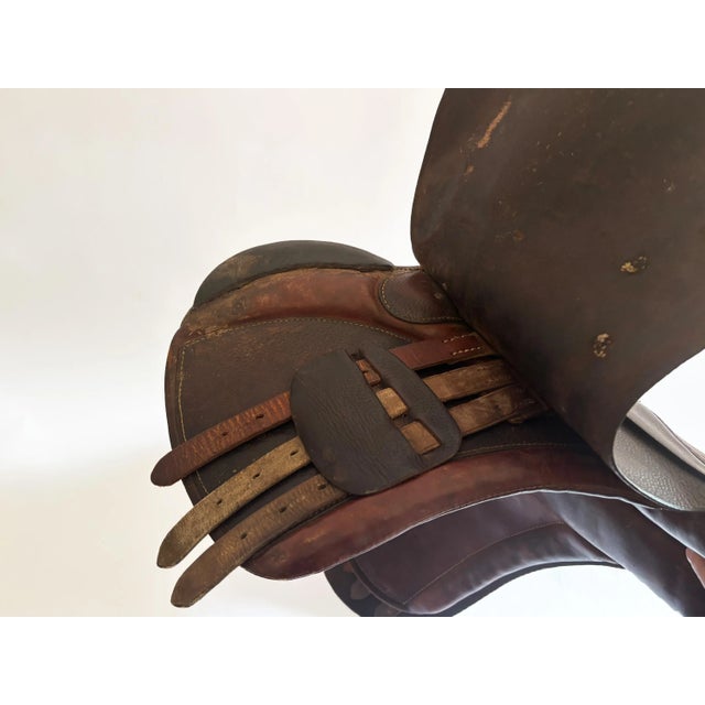 Animal Skin 1960s Vintage Cortina Argentinian Leather English Horse Saddle For Sale - Image 7 of 8