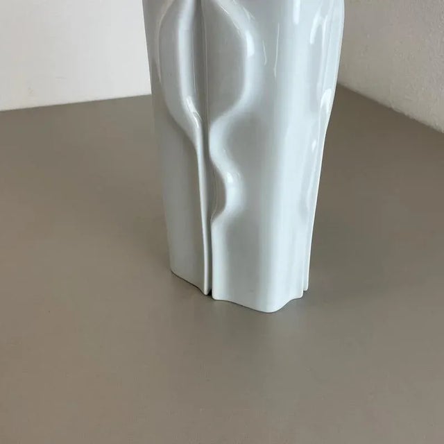 Large Op Art German Porcelain Vase from Fürstenberg Ceramics, Germany, 1970s For Sale - Image 13 of 18