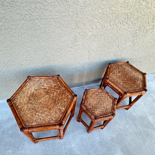 Brown Vintage 1970s Rattan & Woven Wicker Nesting Hexagon Shaped Tables Set of 3 For Sale - Image 8 of 12