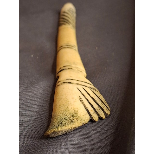 Rare 19thC Moroccan Judaica Camel Bone Inkwell Set - Star of David - Original Pen For Sale - Image 10 of 18