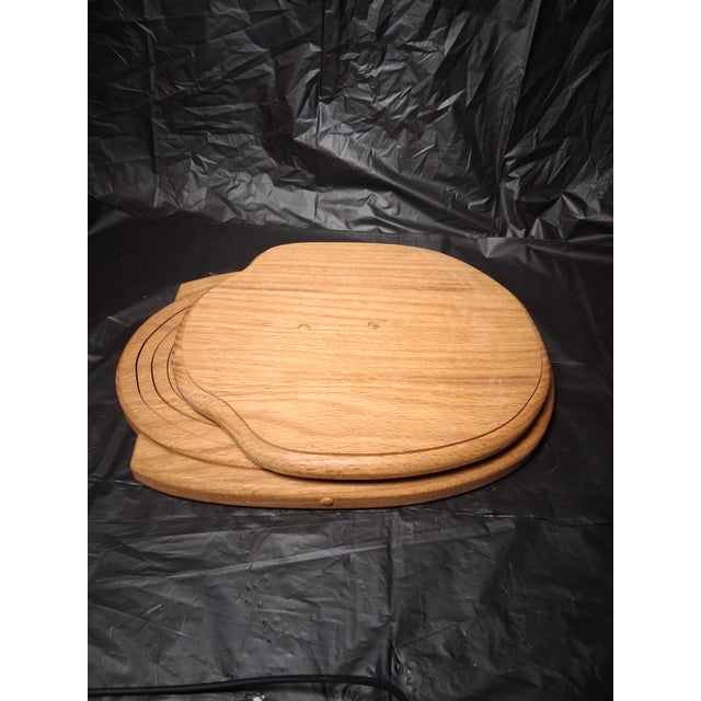 Gorgeous carved oak Accordion Style basket. Perfect for every season. Load it, with summer fruits, fall apples or gourds,...