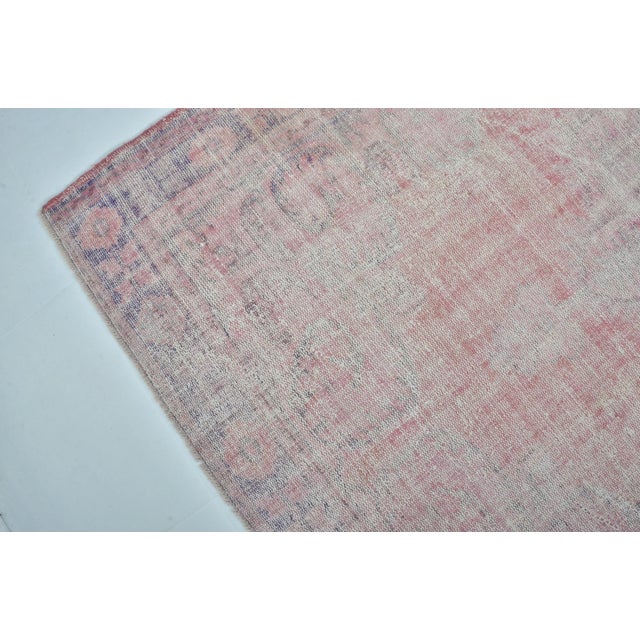 1960s 1960s Handmade Turkish Wool Faded Large Anatolian Faded Rug For Sale - Image 5 of 11