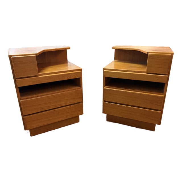 Pair Vintage 1970s Scan Coll Danish Modern Teak 3-Drawer Nightstands For Sale