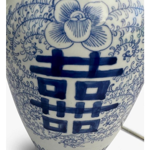 Chinoiserie Vintage Regency Palm Beach Blue & White Chinoiserie Lamps, Pair For Sale - Image 3 of 5