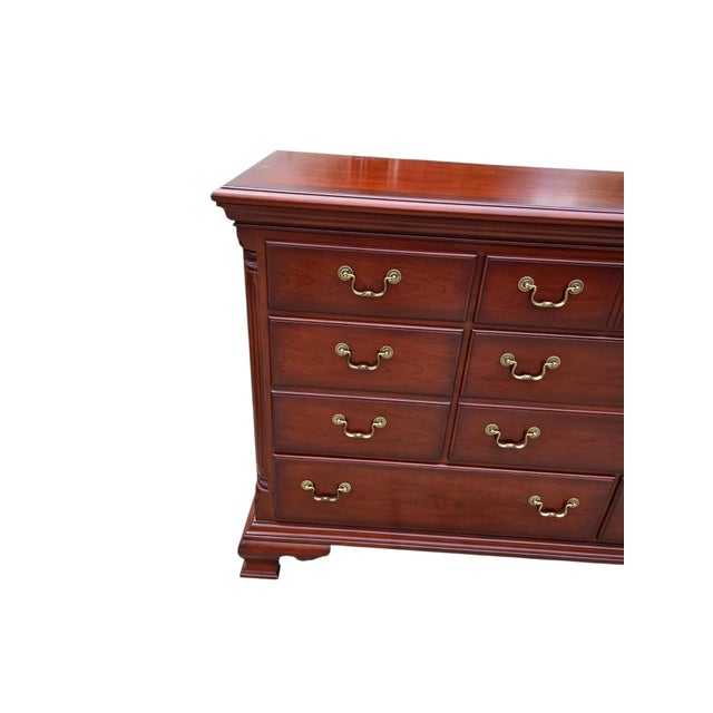 1990s 1990s Thomasville Collectors Cherry Dresser Chest of Drawers Chippendale For Sale - Image 5 of 18