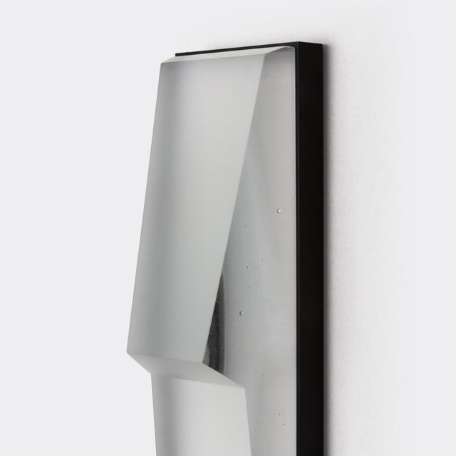 Contemporary Contemporary Holly Hunt Prism Sconce - Light Patina For Sale - Image 3 of 5