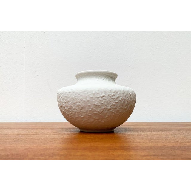 Mid-Century German Ceramic Vase from Porzellanfabrik Metzler & Ortloff, 1960s For Sale - Image 17 of 17