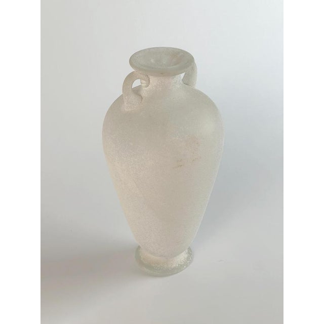 White Scavo White Murano Glass Amphora Vase attributed to Karl Springer for Seguso, 1980s For Sale - Image 8 of 10