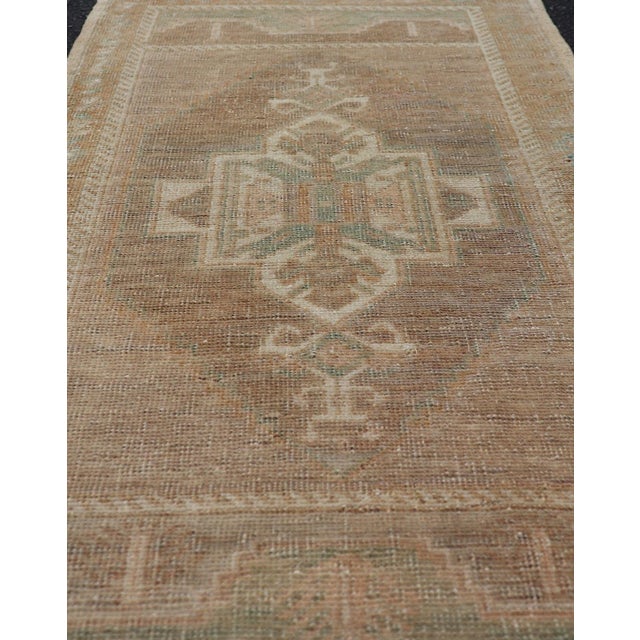 Vintage Turkish Oushak Rug With All-Over Sub-Geometric Medallion Design For Sale - Image 4 of 8