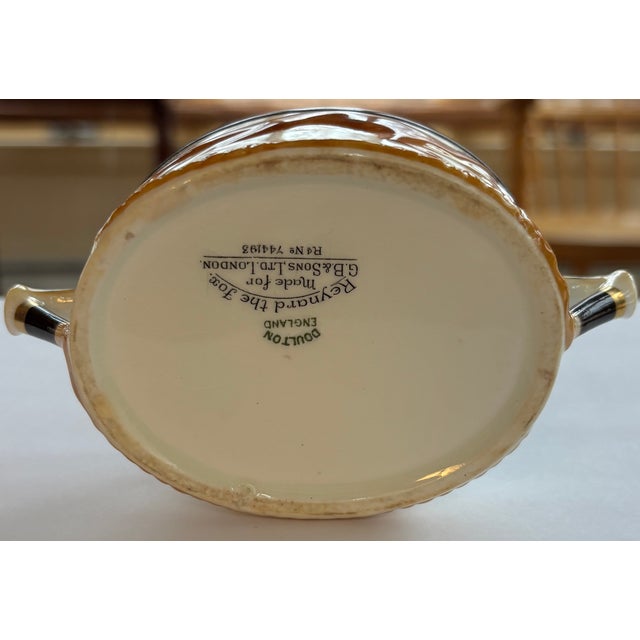 Sculpture Materials 1920s Royal Doulton “Reynard the Fox” Creamer & Sugar Bowl, English Sporting Set For Sale - Image 7 of 8