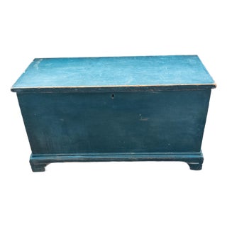18th or 19th Century Blue Painted American Blanket Chest, New York or New England For Sale