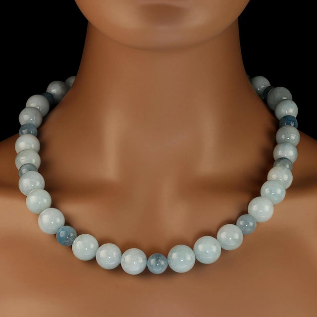 2020s Aquamarine Mixed Tones and Sizes With Diamond Clasp Necklace For Sale - Image 5 of 6