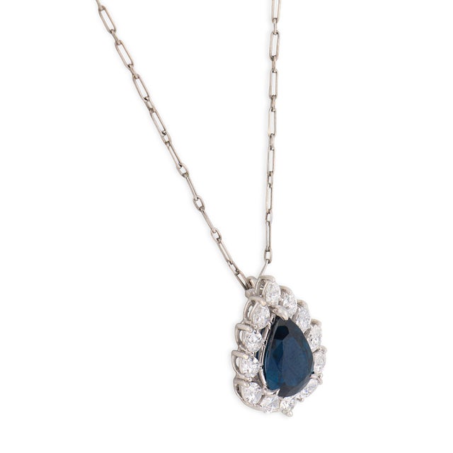 Modern Vintage 2.28 Carat Sapphire Diamond Platinum Pendant Necklace For Sale - Image 3 of 5