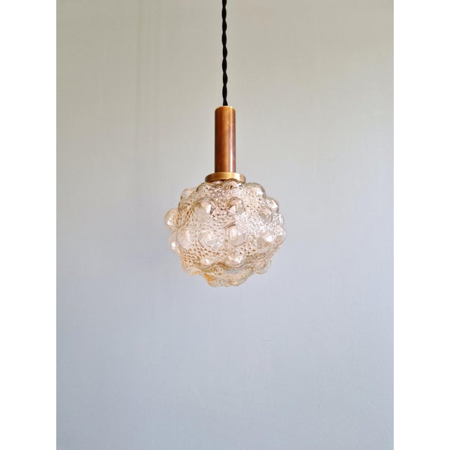 1970s Amber Bubble Glass Pendant Light by Helena Tynell for Glashütte Limburg, 1970s, Set of 3 For Sale - Image 5 of 18
