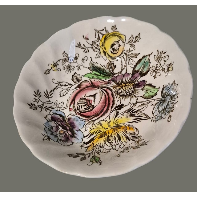 Johnson Brothers Vintage Set of Four Sheraton Johnson Bros. England Small Floral Ironstone Bowls For Sale - Image 4 of 10