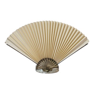 Vintage Art Deco Brass Clam Shell Fan Table Lamp For Sale