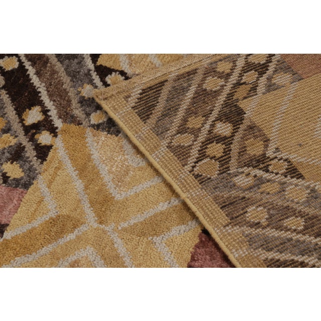 Camel Contemporary Scandinavian Style Geometric Wool Rug by Rug & Kilim, India For Sale - Image 8 of 10