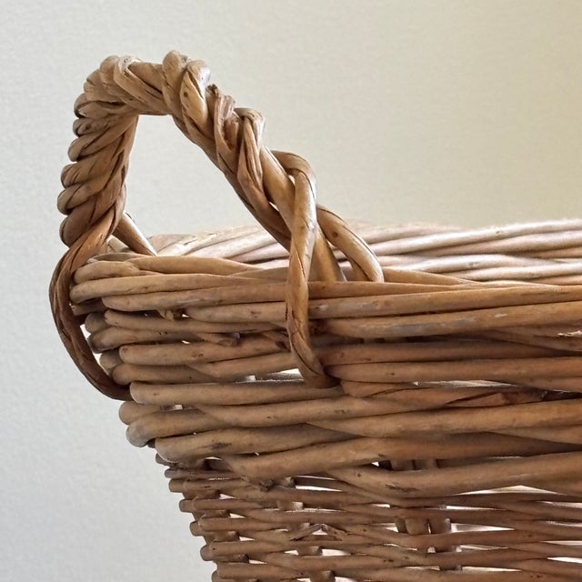 Vintage European-Style Laundry Basket For Sale - Image 9 of 16