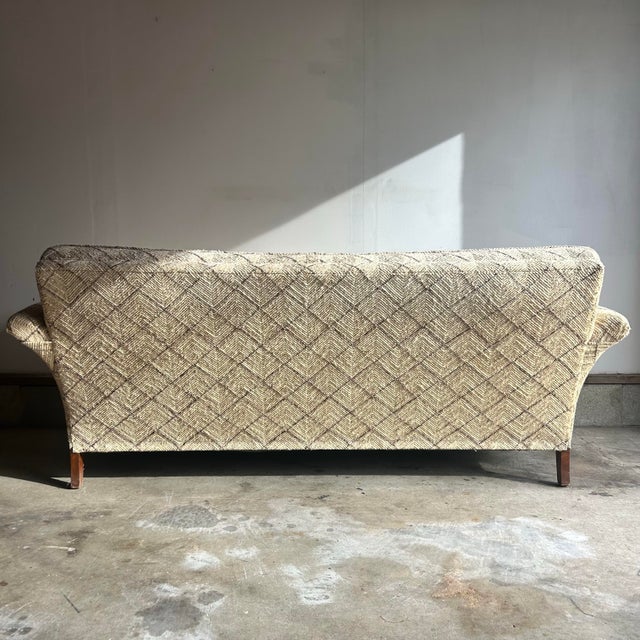 Alabaster 1960s Mid-Century Modern Sofa in Exceptional Condition For Sale - Image 8 of 12