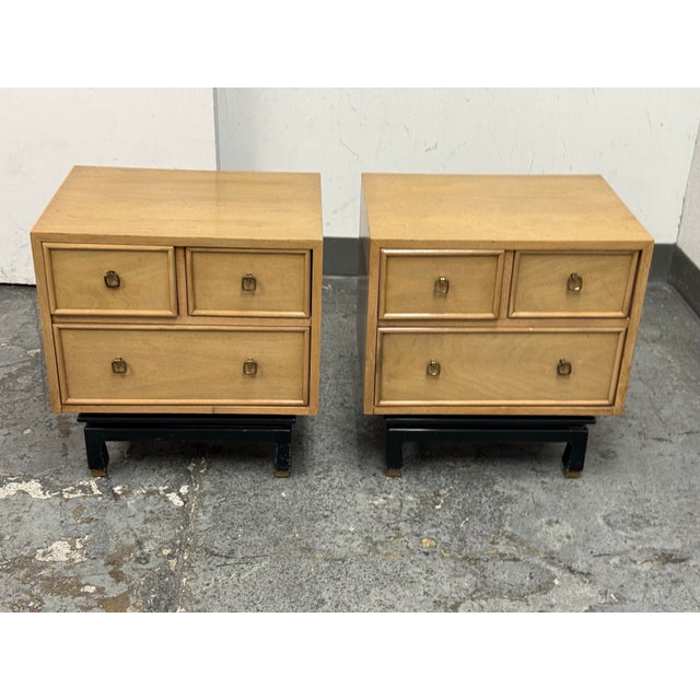 Mid 20th Century American of Martinsville Blonde Walnut Nightstands, Pair For Sale - Image 9 of 12